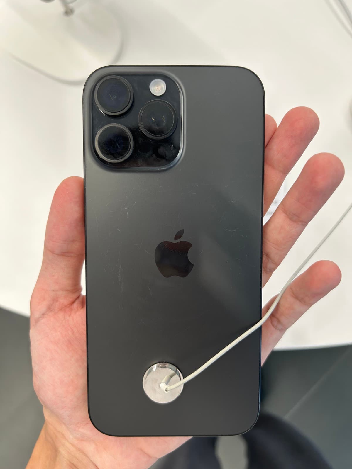 iPhone 16 Pro Max